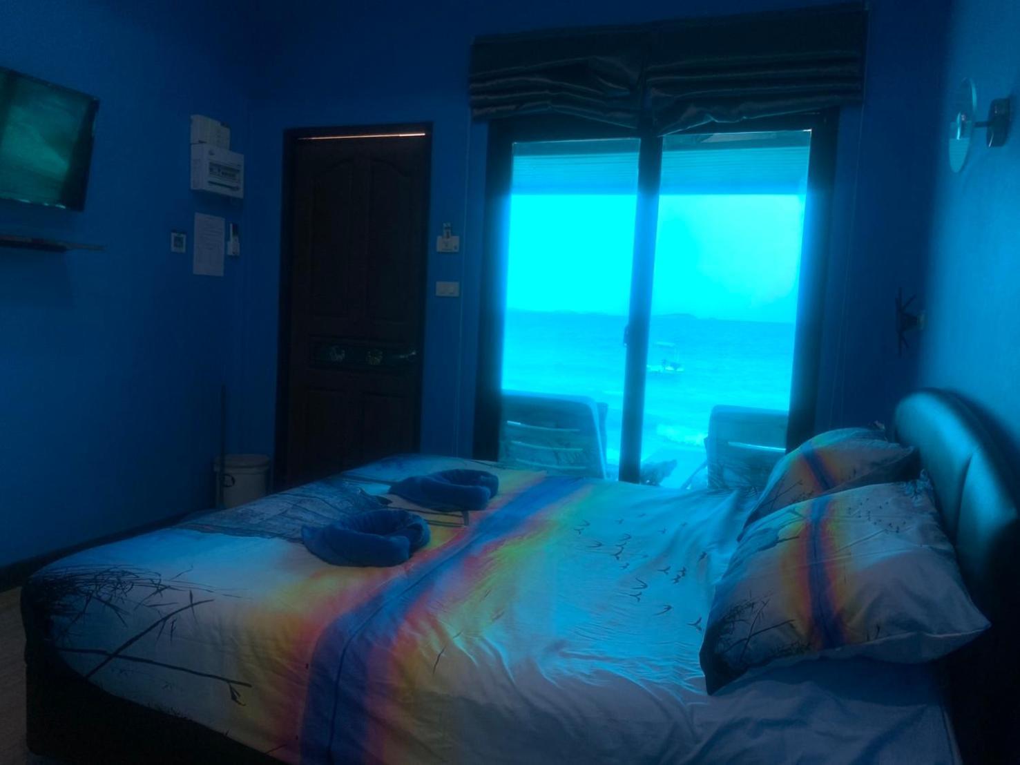 Hotel ลุงดำฮัทบีช à Ko Samet Extérieur photo