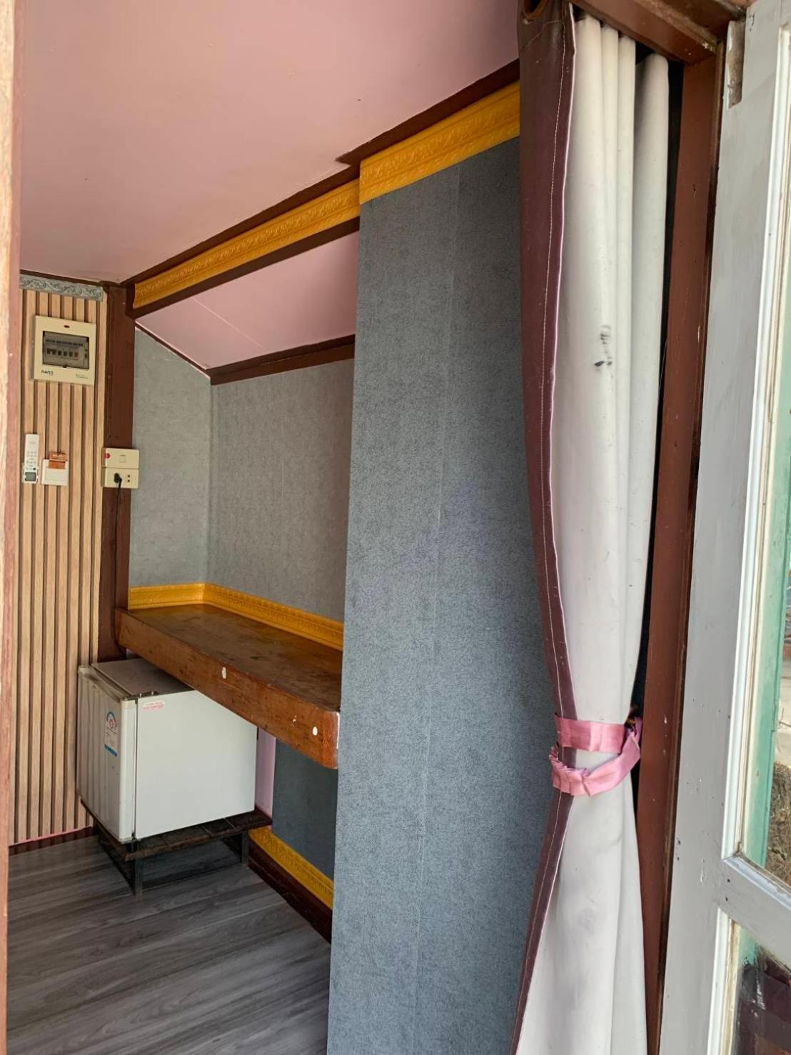 Hotel ลุงดำฮัทบีช à Ko Samet Extérieur photo