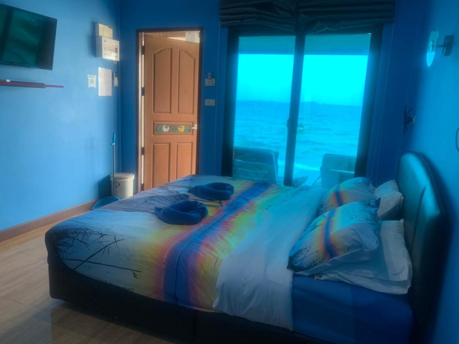 Hotel ลุงดำฮัทบีช à Ko Samet Extérieur photo