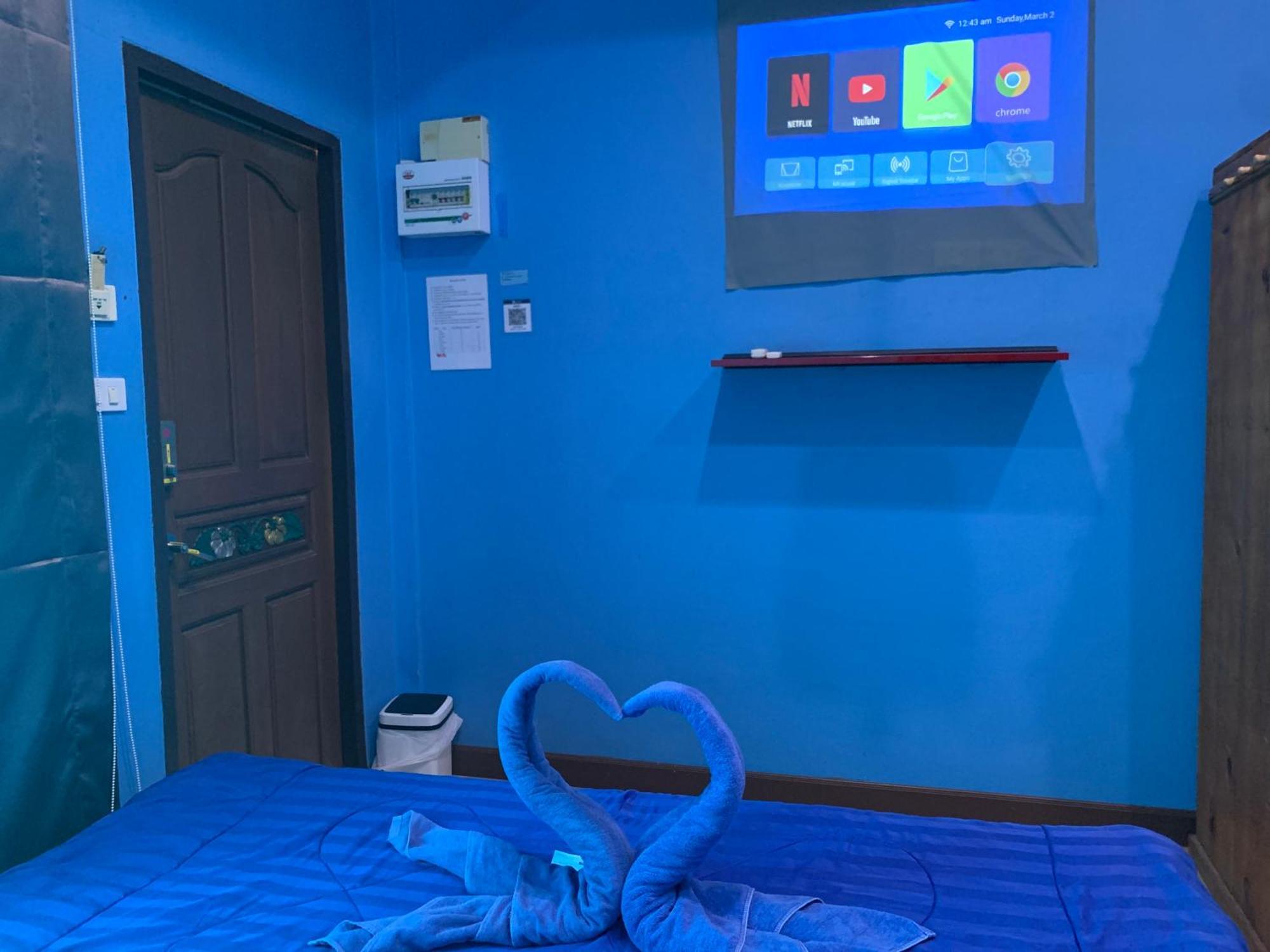 Hotel ลุงดำฮัทบีช à Ko Samet Extérieur photo